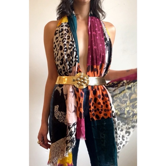 Mixed Print Oversized Scarf . 70in x 40in. 100% Viscose. Raw hem - Picture 3 of 8